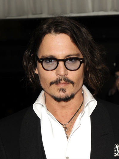 alice-in-wonderland-uk-1