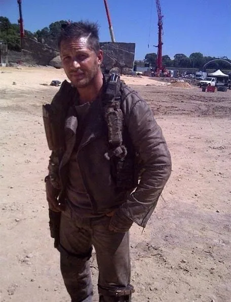 Nouvelle photo de Tom Hardy en Mad Max