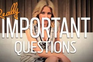 Les questions vraiment importantes avec Elizabeth Banks 1 Les questions vraiment importantes avec Elizabeth Banks