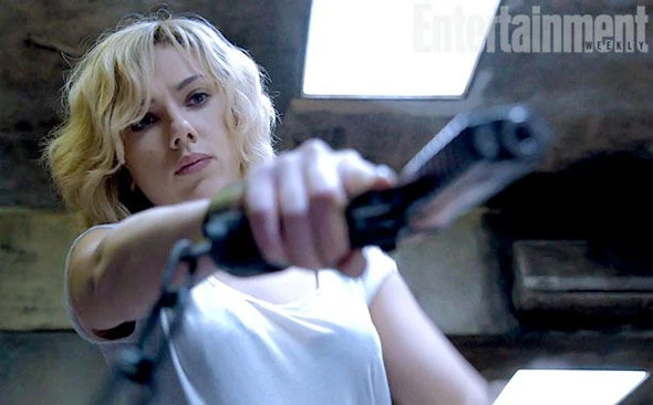 Scarlett Johansson, super-héroïne pour Luc Besson