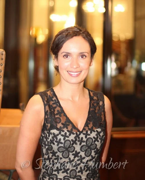 Interview de Amelle Chahbi pour le film Amour sur place ou à emporter