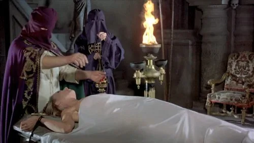 Les sévices de Dracula 6 les sévices de dracula (6)