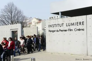 La sortie de l'usine 2015