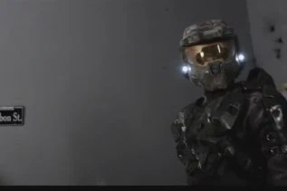 Halo VS Call of Duty le court métrage gore et délirant 14 Halo VS Call of Duty le court métrage gore et délirant