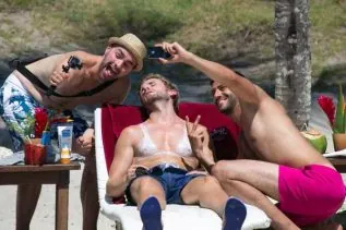 Teaser de Babysitting 2