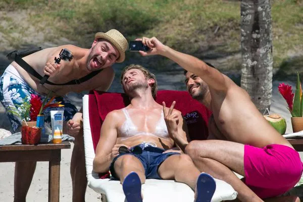 Teaser de Babysitting 2