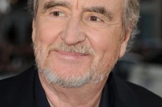 Décès de Wes Craven, le réalisateur de Scream 11 Décès de Wes Craven, le réalisateur de Scream