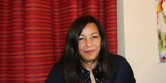 Interview de la réalisatrice Fejria Deliba pour le film D'une pierre deux coups