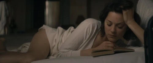 Gabrielle (Marion Cotillard)