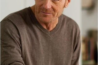 Bryan Cranston dans le remake d'Intouchables 7 Bryan Cranston dans le remake d'Intouchables