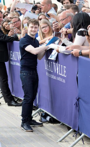 10-09-2016-16-daniel-radcliffe