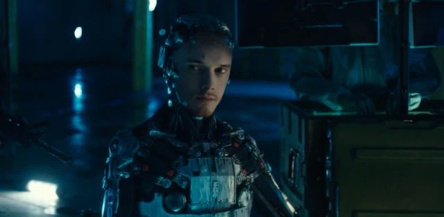 Le court de s-f Rise avec Anton Yelchin bientôt adapté en long-métrage