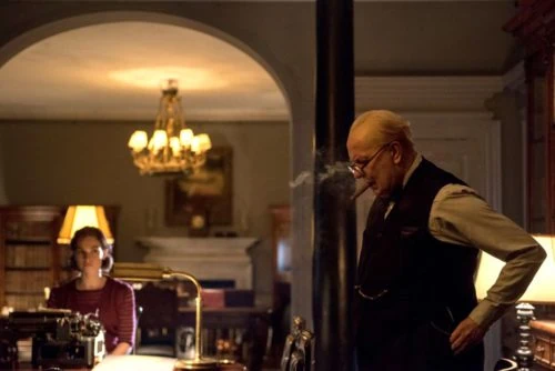 Nouveau trailer de Darkest Hour avec Gary Oldman 3 Nouveau trailer de Darkest Hour avec Gary Oldman