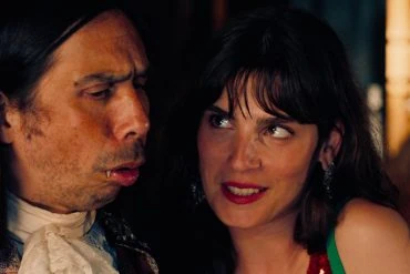 VADE RETRO : Antonin Peretjatko revisite le mythe du vampire avec humour