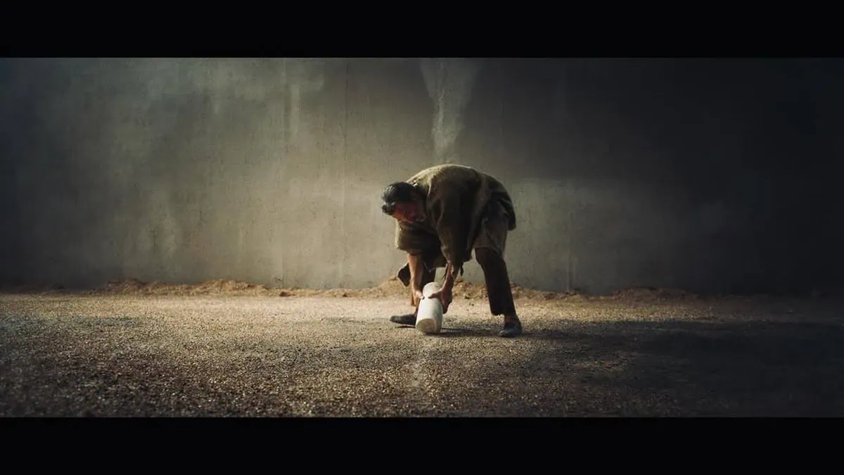 Critique de L'Homme qui rétrécit (2025) 3 Critique de L'Homme qui rétrécit (2025)