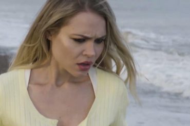 Bande annonce de Sharks vs. Mermaids : un requin-garou affronte des sirènes cannibales 3 Bande annonce de Sharks vs. Mermaids : un requin-garou affronte des sirènes cannibales