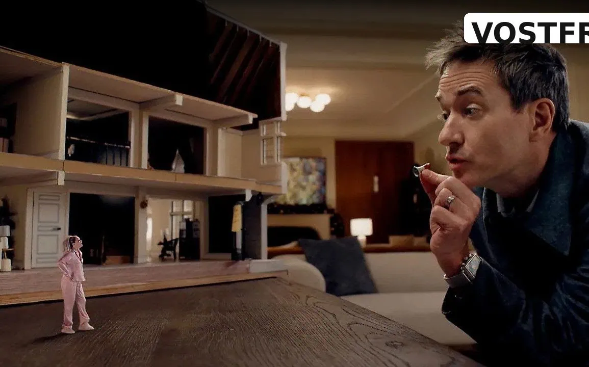 Bande annonce de The Miniature Wife : Une crise conjugale aux proportions inattendues 1 Bande annonce de The Miniature Wife : Une crise conjugale aux proportions inattendues