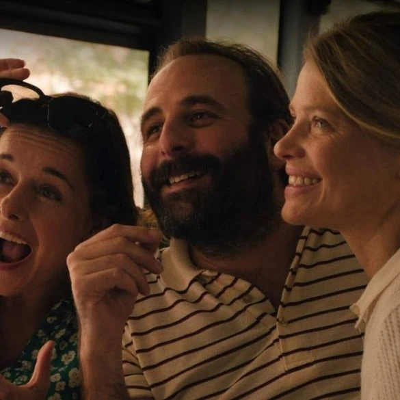Bande-annonce C'est quoi l'amour ? : une comédie familiale entre Rome et sentiments ravivés 1 Bande-annonce C'est quoi l'amour ? : une comédie familiale entre Rome et sentiments ravivés