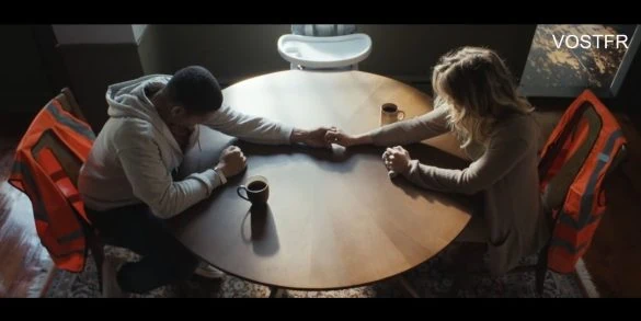 Bande annonce Imposters 2026 : thriller sci-fi avec Jessica Rothe à SXSW