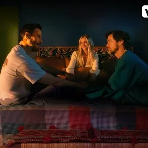 Outcome : Jonah Hill et Keanu Reeves dévoilent la bande-annonce de leur comédie pour Apple TV+ 4 Outcome : Jonah Hill et Keanu Reeves dévoilent la bande-annonce de leur comédie pour Apple TV+