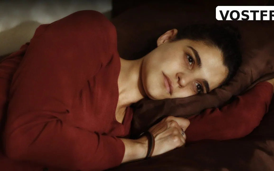 Bande annonce de À Voix Basse : un drame familial tunisien sous tension 1 Bande annonce de À Voix Basse : un drame familial tunisien sous tension