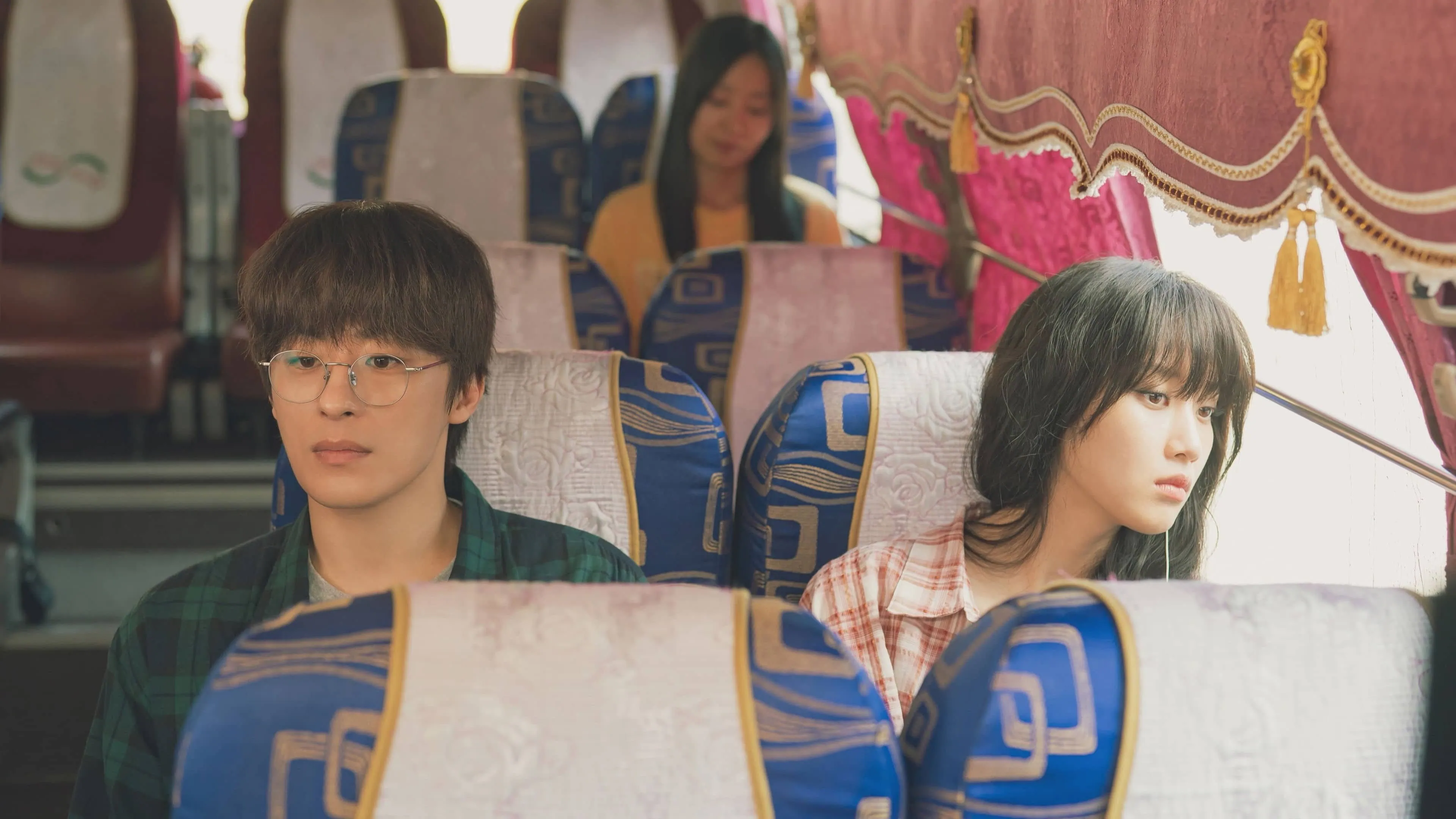 Bande-annonce de Once We Were Us : Mun Ka-young et Koo Kyo-hwan dans une romance nostalgique 3 Bande-annonce de Once We Were Us : Mun Ka-young et Koo Kyo-hwan dans une romance nostalgique