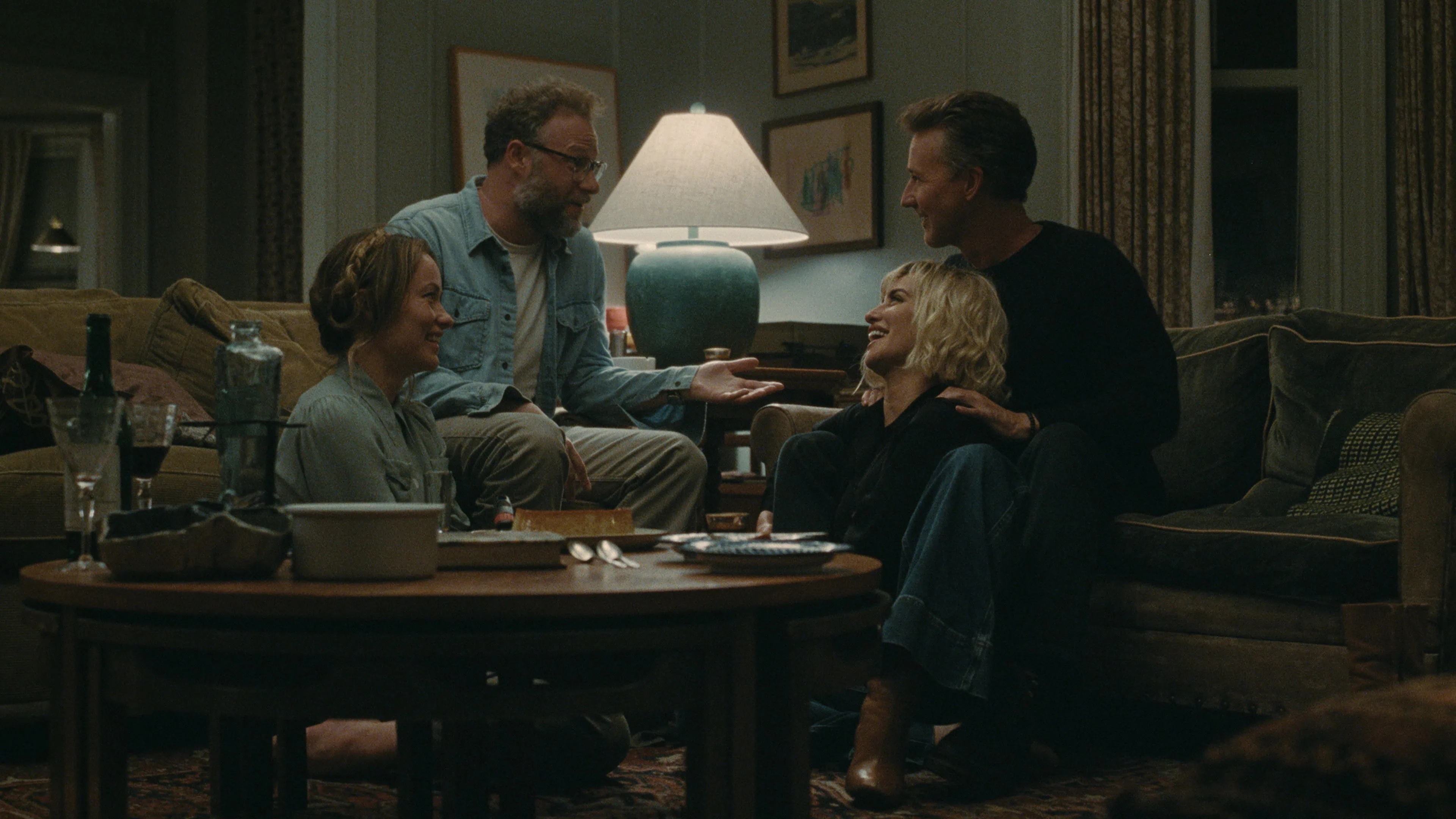 Bande-annonce The Invite : comédie d'Olivia Wilde 3 Bande-annonce The Invite : comédie d'Olivia Wilde