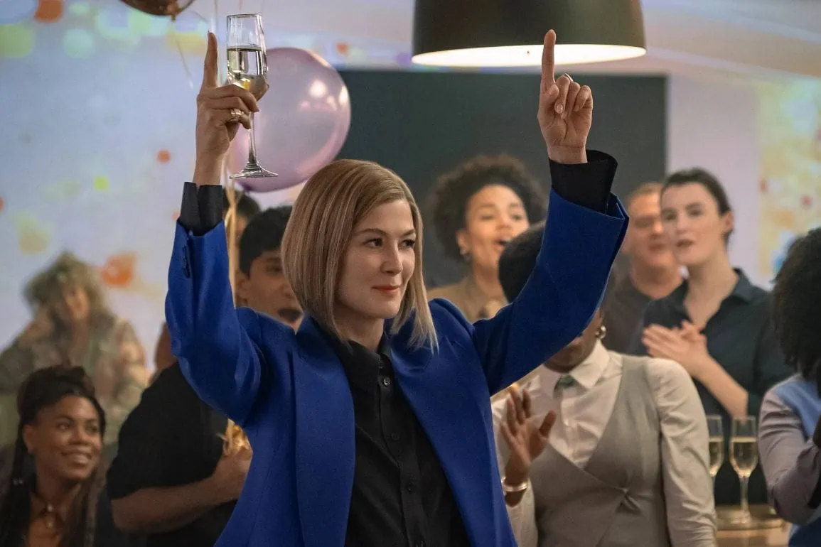 Bande-annonce Ladies First : Sacha Baron Cohen dans un monde inversé 1 Bande-annonce Ladies First : Sacha Baron Cohen dans un monde inversé