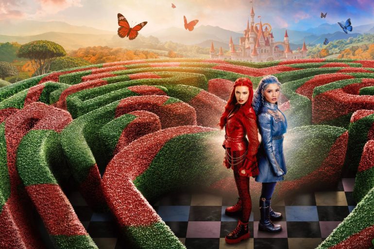 Bande annonce de Descendants : La Malédiction du Pays des Merveilles : un nouveau chapitre entre Red, Chloe et le Chapelier fou 9 Miniature de la bande-annonce du film Descendants : La Malu00e9diction du Pays des Merveilles