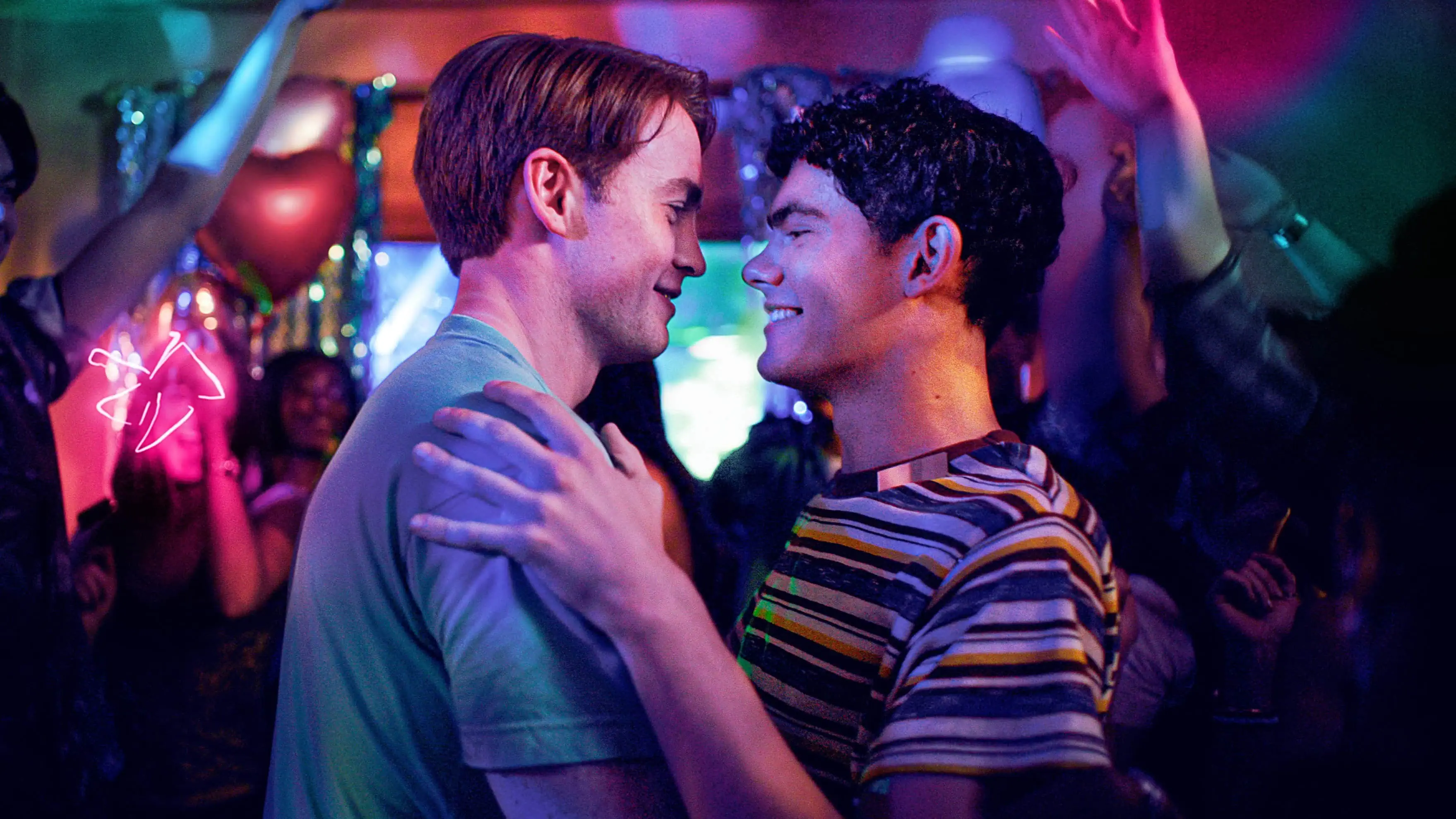Bande annonce de Heartstopper Forever : le dernier chapitre de Nick et Charlie sur Netflix 3 Bande annonce de Heartstopper Forever : le dernier chapitre de Nick et Charlie sur Netflix