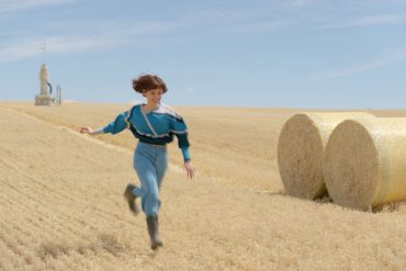 Bande annonce de Klara et le Soleil avec Jenna Ortega : Taika Waititi adapte Kazuo Ishiguro 10 Miniature de la bande-annonce du film Klara et le Soleil