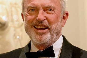 Sam Neill est mort à 78 ans : l’Alan Grant de Jurassic Park s’en va 5 Sam Neill est mort à 78 ans : l’Alan Grant de Jurassic Park s’en va