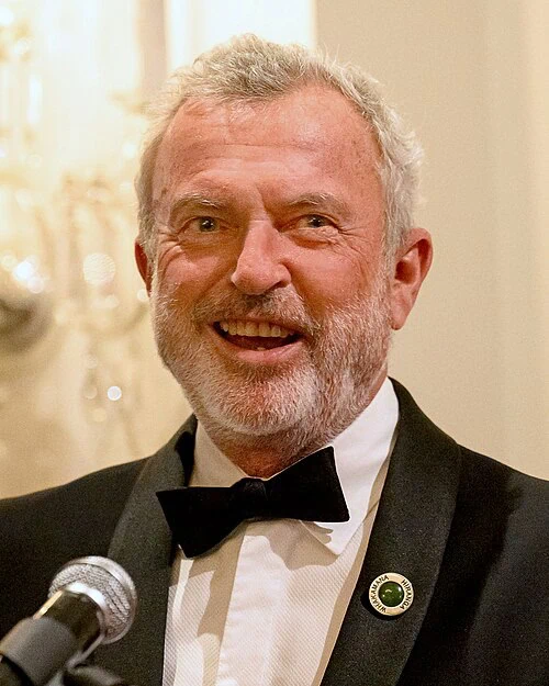 Sam Neill est mort à 78 ans : l’Alan Grant de Jurassic Park s’en va 1 Sam Neill est mort à 78 ans : l’Alan Grant de Jurassic Park s’en va