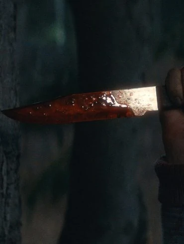 Bande annonce de Crystal Lake : le retour sanglant de Jason en série 4 Bande annonce de Crystal Lake : le retour sanglant de Jason en série