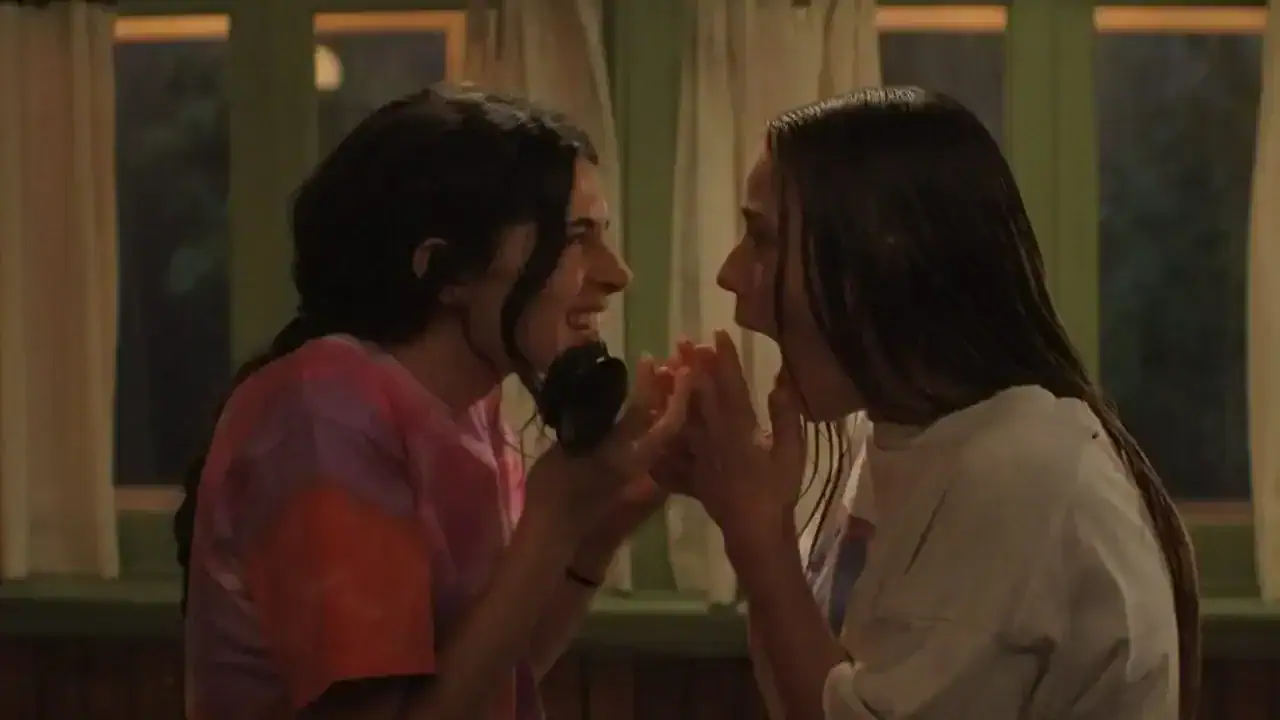 Bande-annonce de Sterling Point : le nouveau drame adolescent de Megan Park sur Prime Video 3 Miniature de la bande-annonce du film Sterling Point