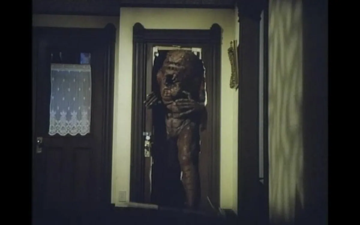Critique de Le Monstre du placard 2 Scu00e8ne du film Le Monstre du placard