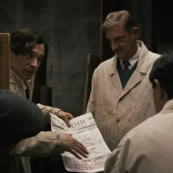 Bande-annonce de Le Faux Soir : la résistance par le journal 1 Miniature de la bande-annonce du film Le Faux Soir