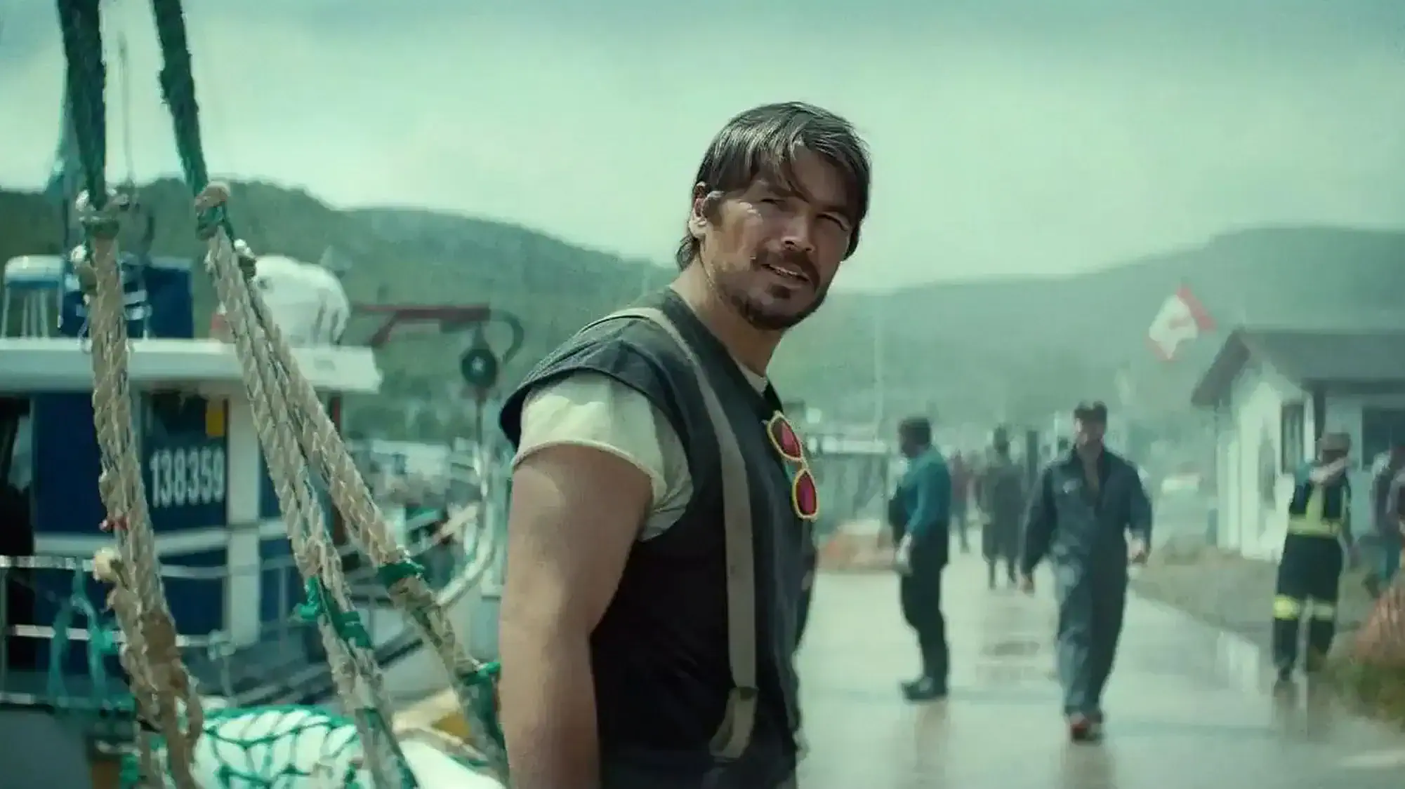 Bande-annonce de Below : le thriller marin de Netflix avec Josh Hartnett 3 Miniature de la bande-annonce du film Below