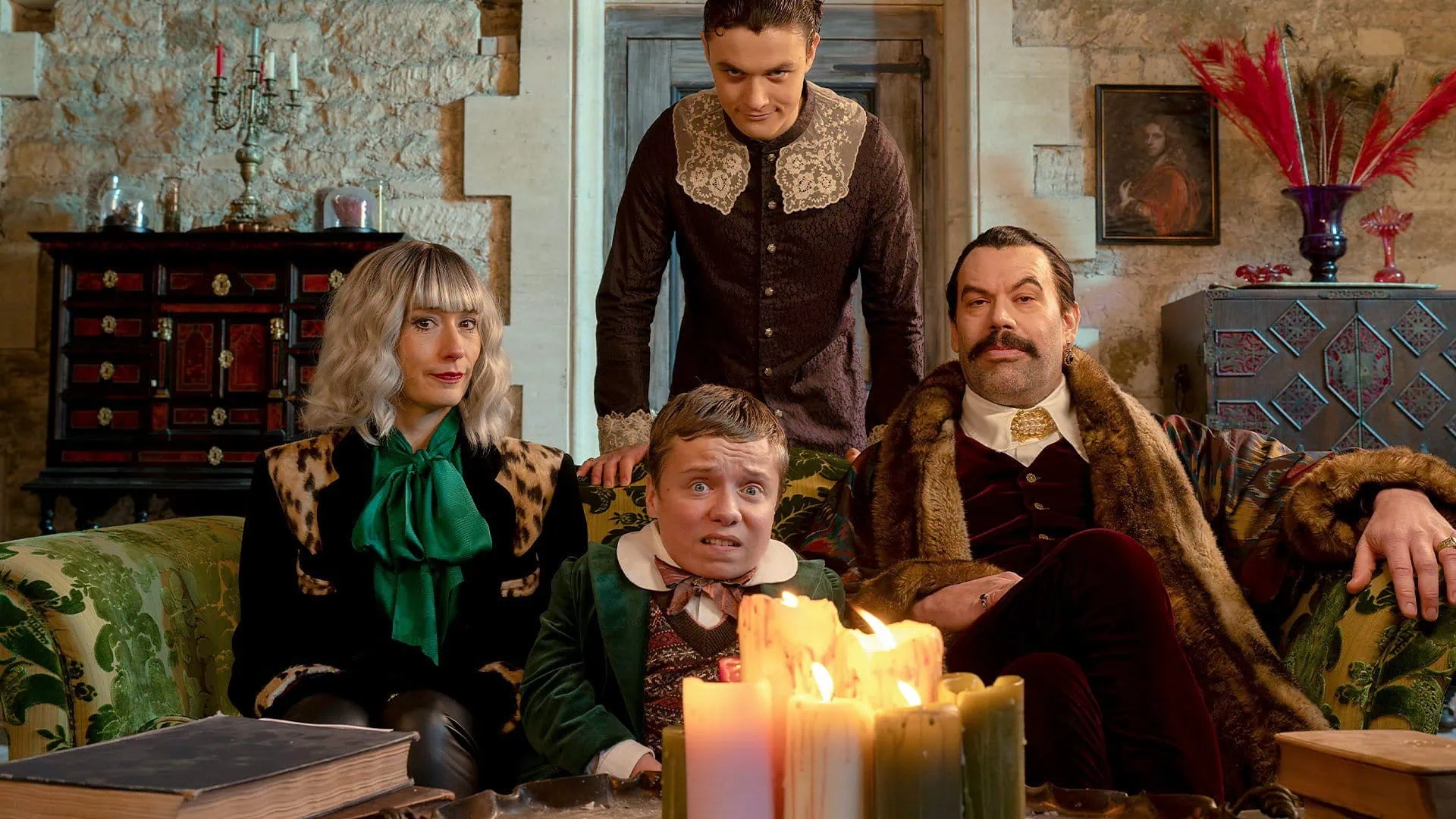 Bande-annonce de The Reluctant Vampire : Val face à son secret 3 Miniature de la bande-annonce du film The Reluctant Vampire