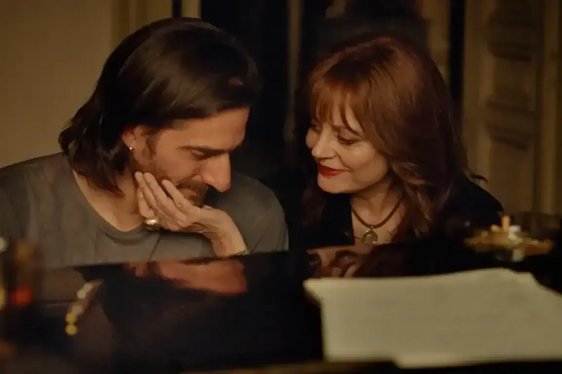 Bande-annonce de The Echo Chamber : le drame romantique d’Andrea Pallaoro 1 Miniature de la bande-annonce du film The echo chamber