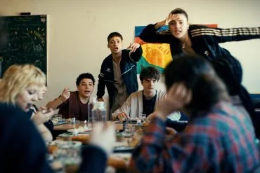 Bande annonce de 15/18 : Cédric Kahn face aux adolescents en souffrance 8 Bande annonce de 15/18 : Cédric Kahn face aux adolescents en souffrance