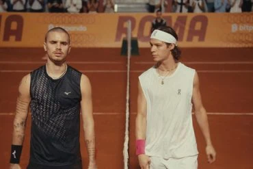 Bande-annonce de Forty Love : Paul Kircher face à Romeo Beckham