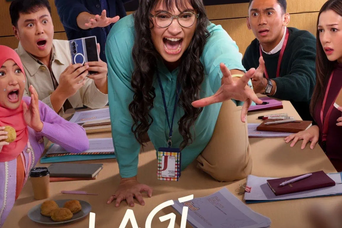 Bande annonce de Lagi Probation: Kerja Ngejar Apa Sih? : Archie Hekagery filme la compétition féroce en entreprise