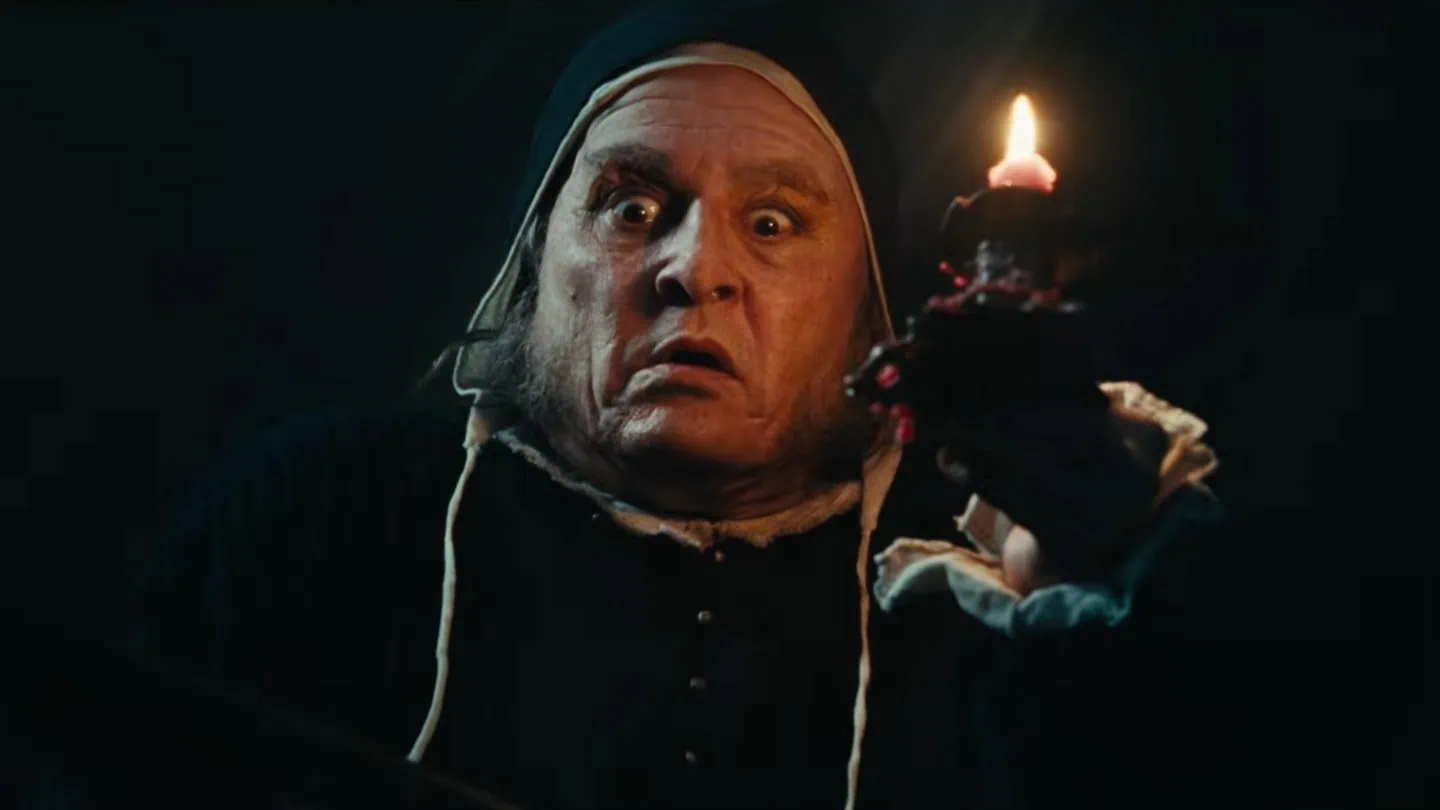 Nouvelle Bande annonce de Scrooge (Ebenezer) (2026) : Johnny Depp revisite le classique de Charles Dickens 5 Scu00e8ne du film Scrooge (Ebenezer)